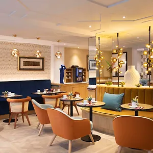 **** Hotel Philéas Lazare&spa France